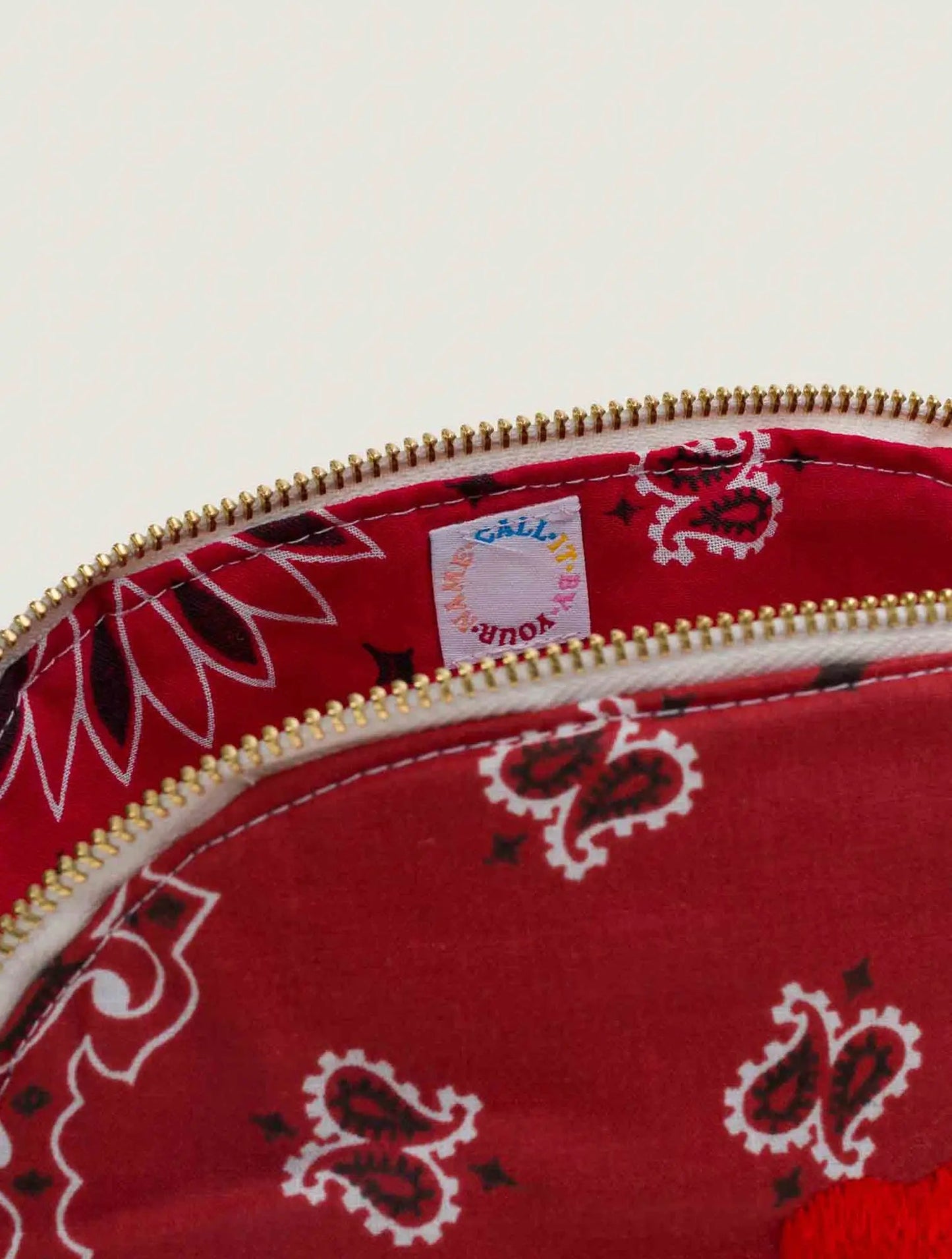 Small Toiletry Bag - HEART - Vintage Red / Real Red