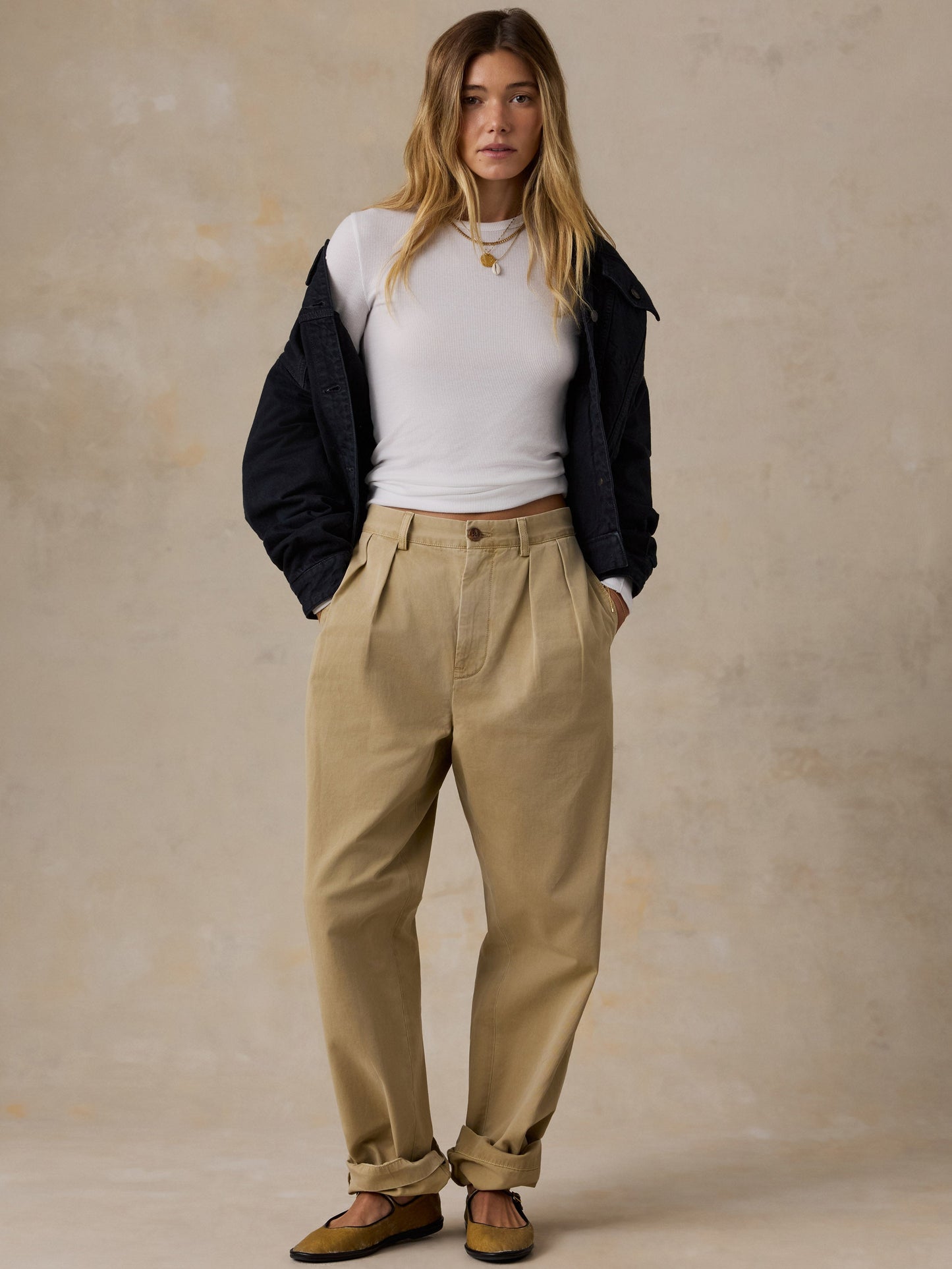 Featherweight Freestyle Layering Crew - White