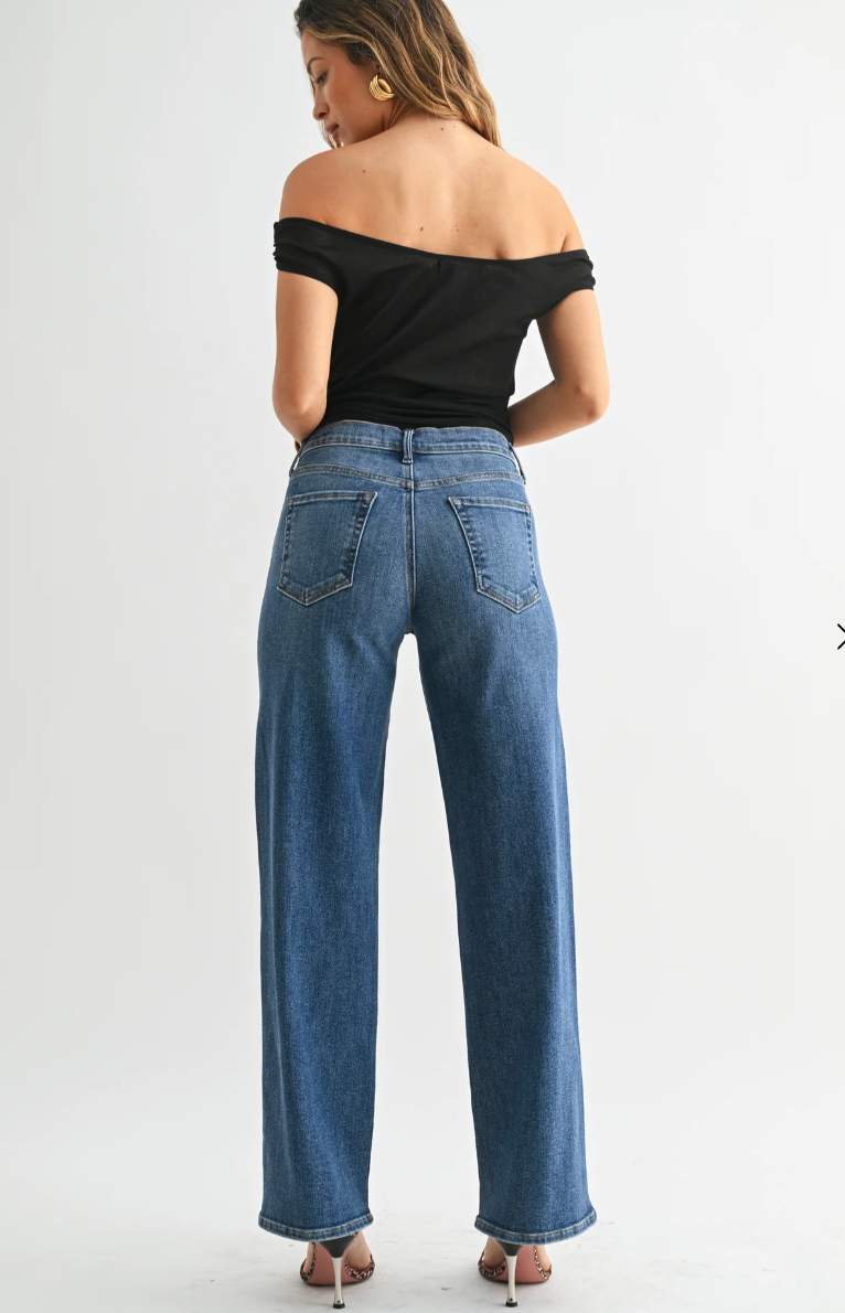 The Loose Straight Jean