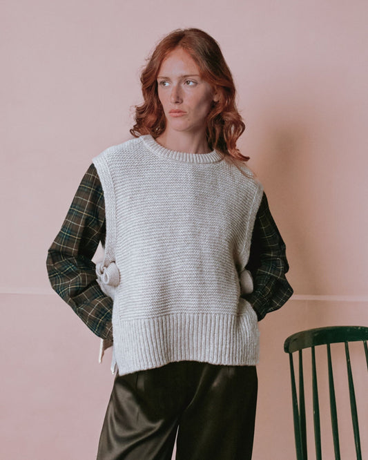 Tie Sleeveless Sweater