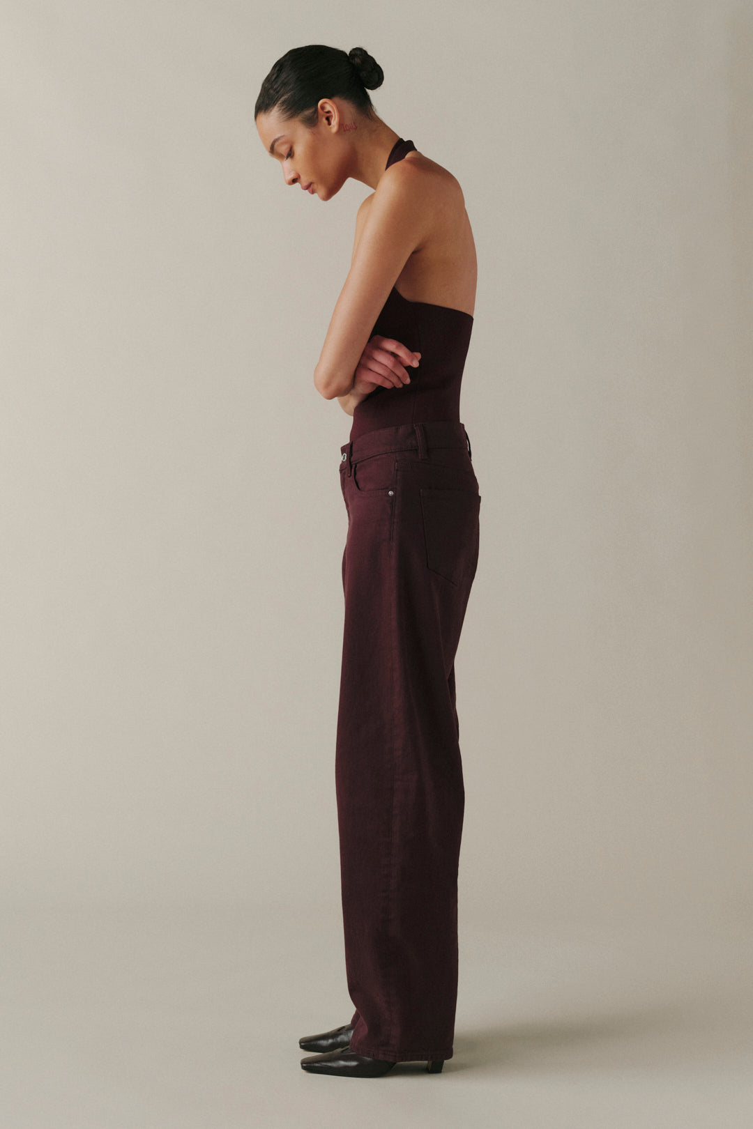 BNA soft curve barrel jeans in Garnet