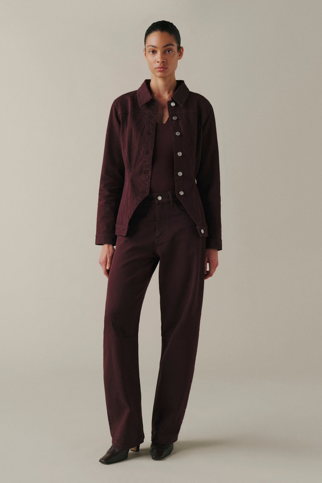 BNA soft curve barrel jeans in Garnet