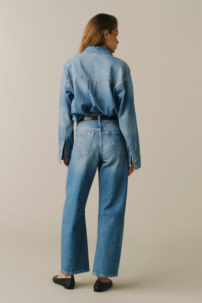 BNA - soft curve barrel jeans in Sadie