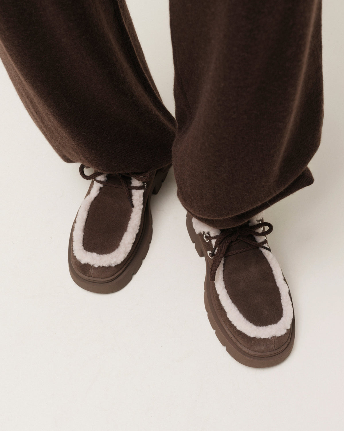 Mocaebee Curly Shoe in Brown