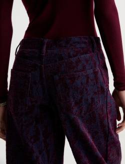 Hattie Crop Jean in Jazz Berry