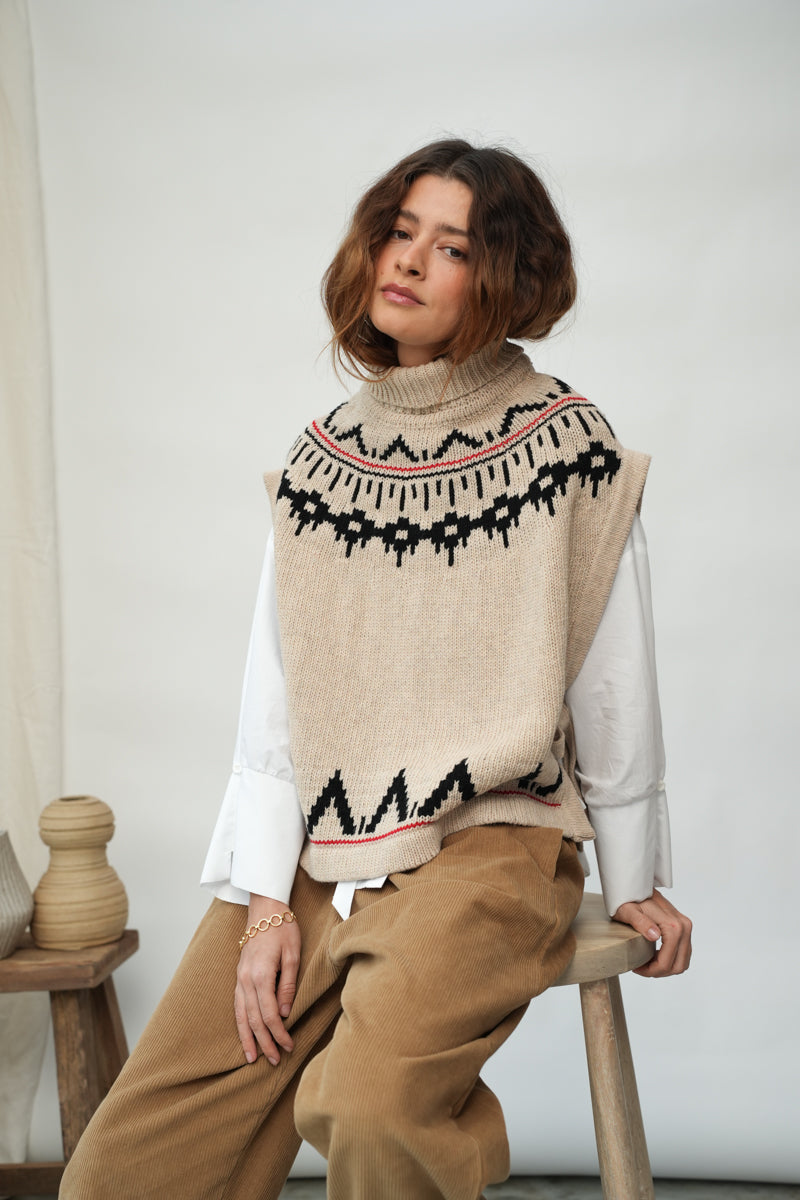 Kanon-Sue Recycled Wool Knitted Vest in Cream Marl Fairisle