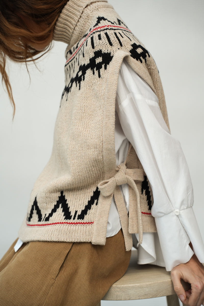 Kanon-Sue Recycled Wool Knitted Vest in Cream Marl Fairisle