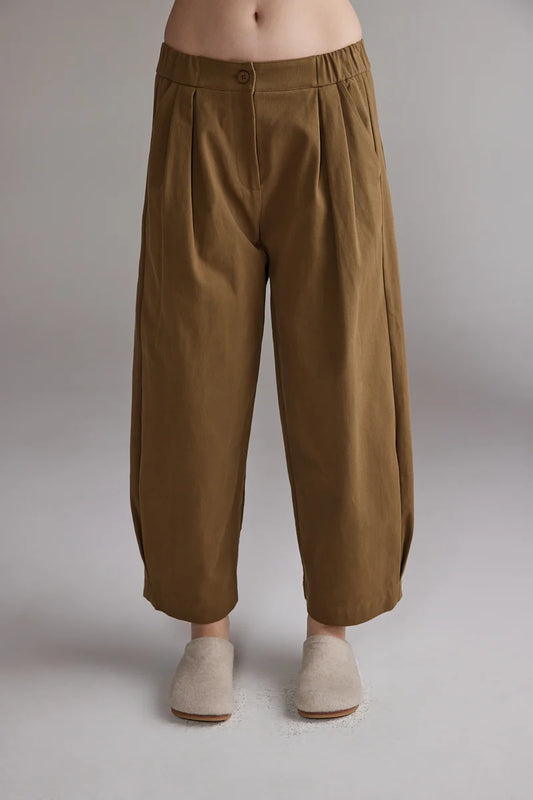 Amente Cotton Pleated Wide Volume Pants