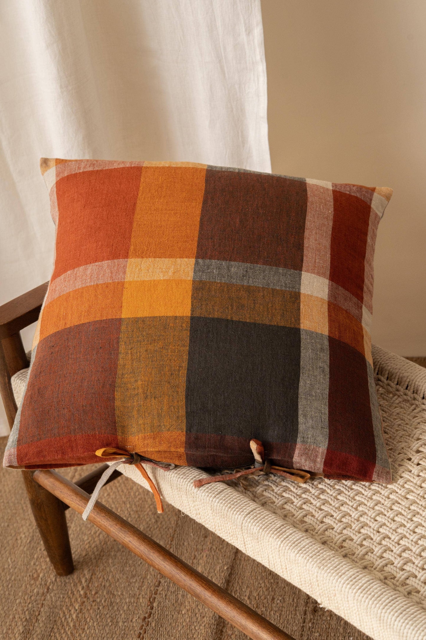 Linen Eugene Throw Pillow with Tie Knots