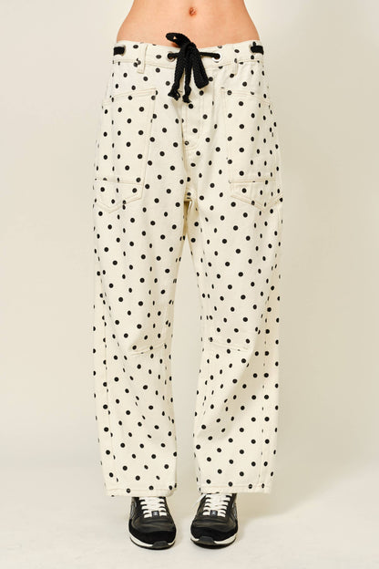DOT BARREL DENIM PANTS WITH EYELET WAIST