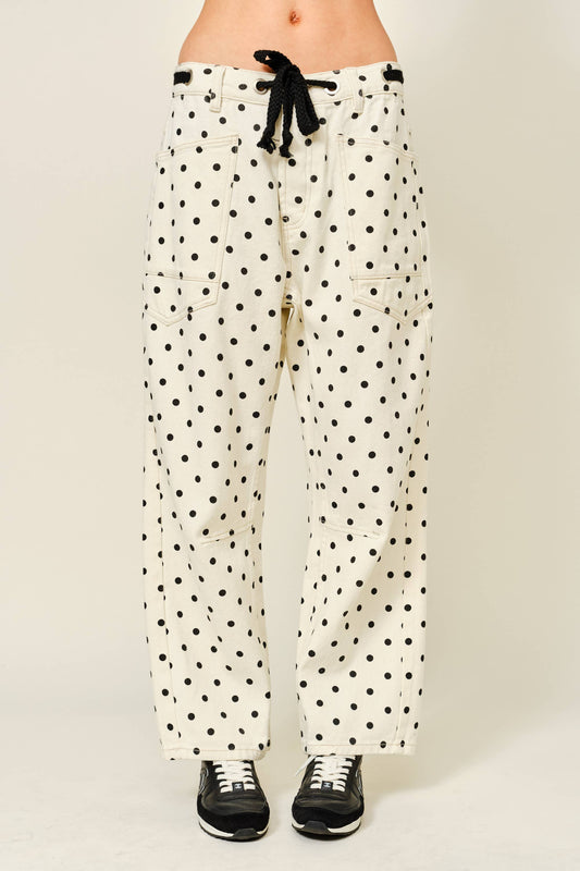 DOT BARREL DENIM PANTS WITH EYELET WAIST