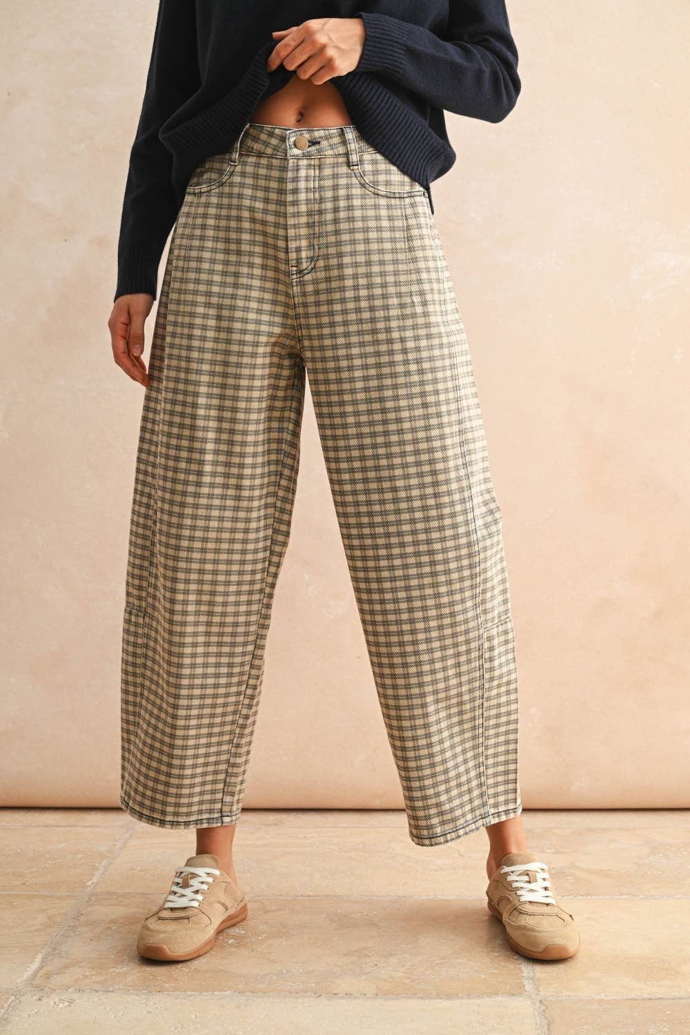 Mini Checker Barrel Pants in Navy and White Check