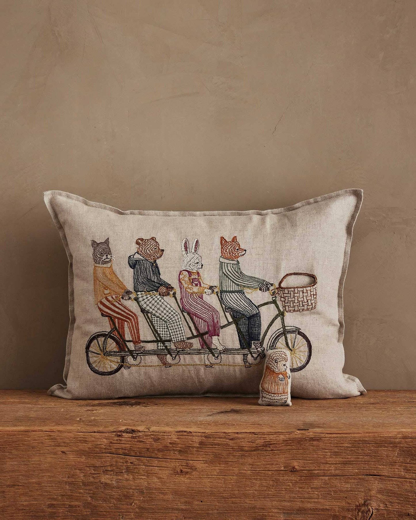Tandem Bike Pocket Pillow with Down Insert