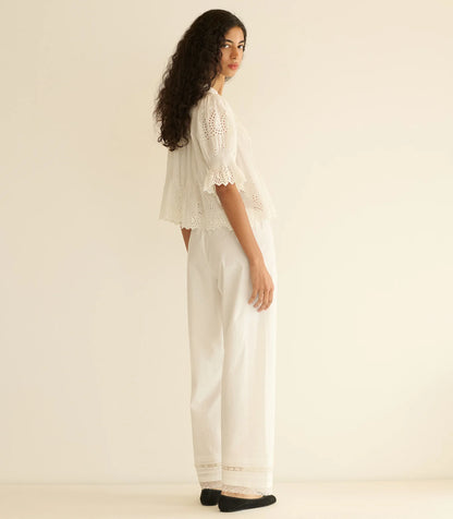 Doen Henri Top in Salt Eyelet