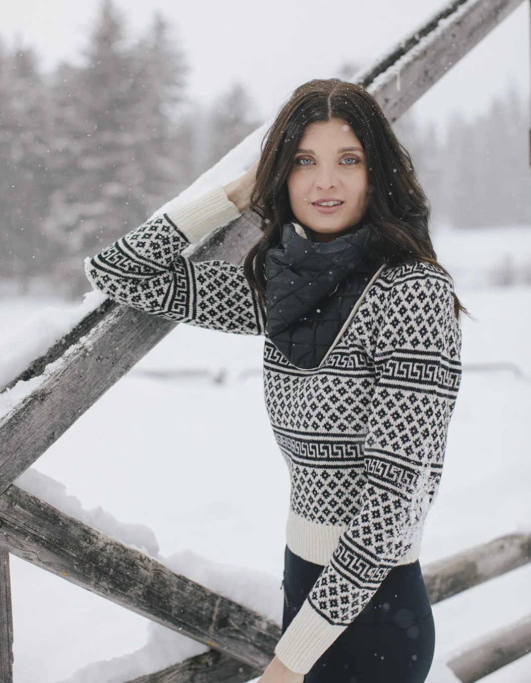 The Pullover - Black