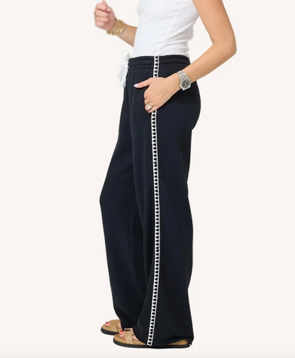 Weekend Barb Heart Tape Sweatpant