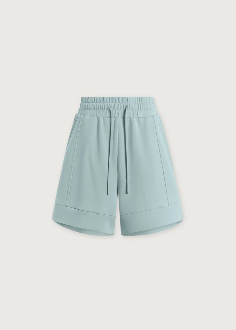 Atrium High-Rise Short