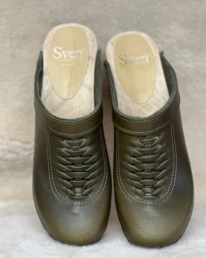 Sven Front Weave Clogs