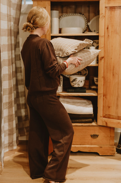 Milio Milano Cozy Knit Flare Pant in Chocolate Brown