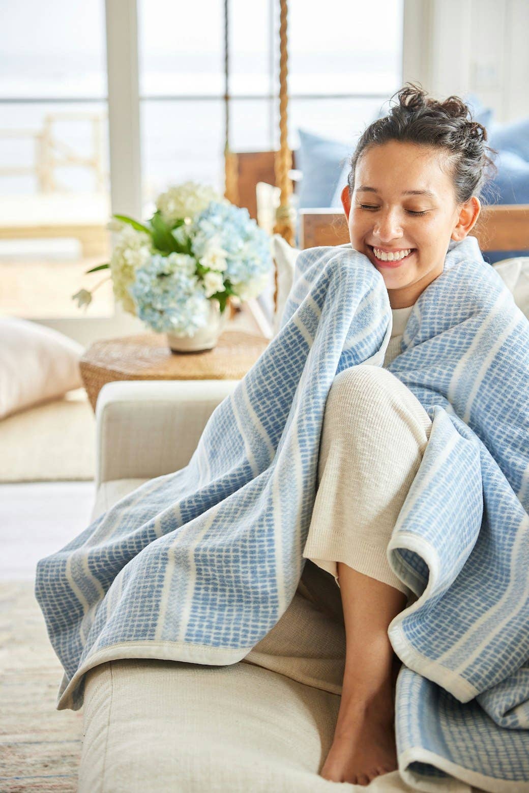 Market Stripe Fog Blanket