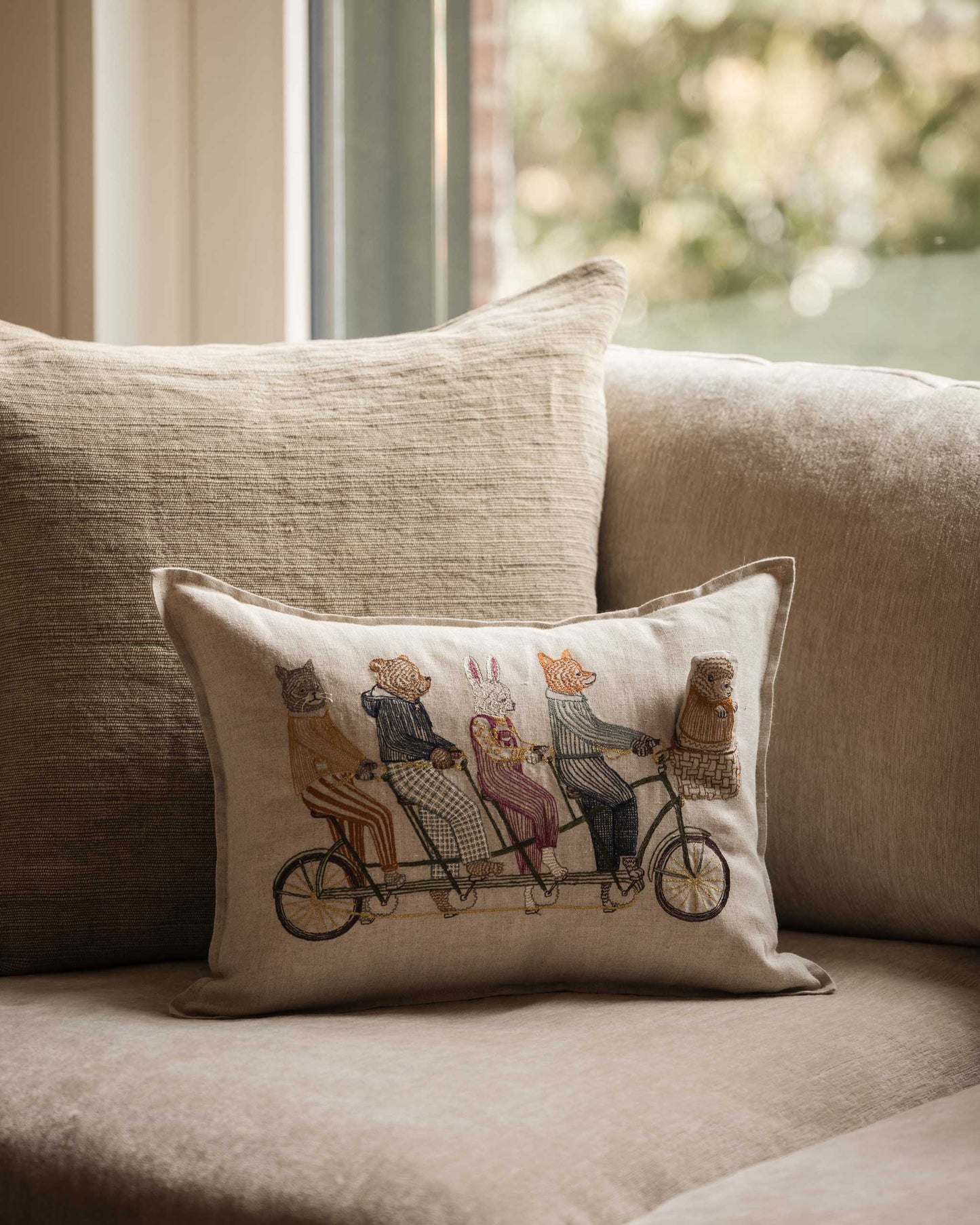 Tandem Bike Pocket Pillow with Down Insert