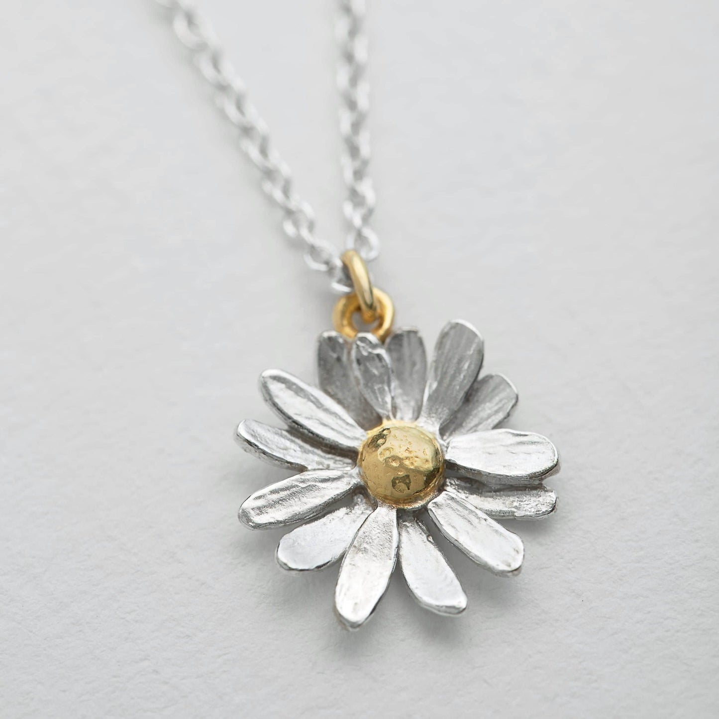 Big Daisy Necklace