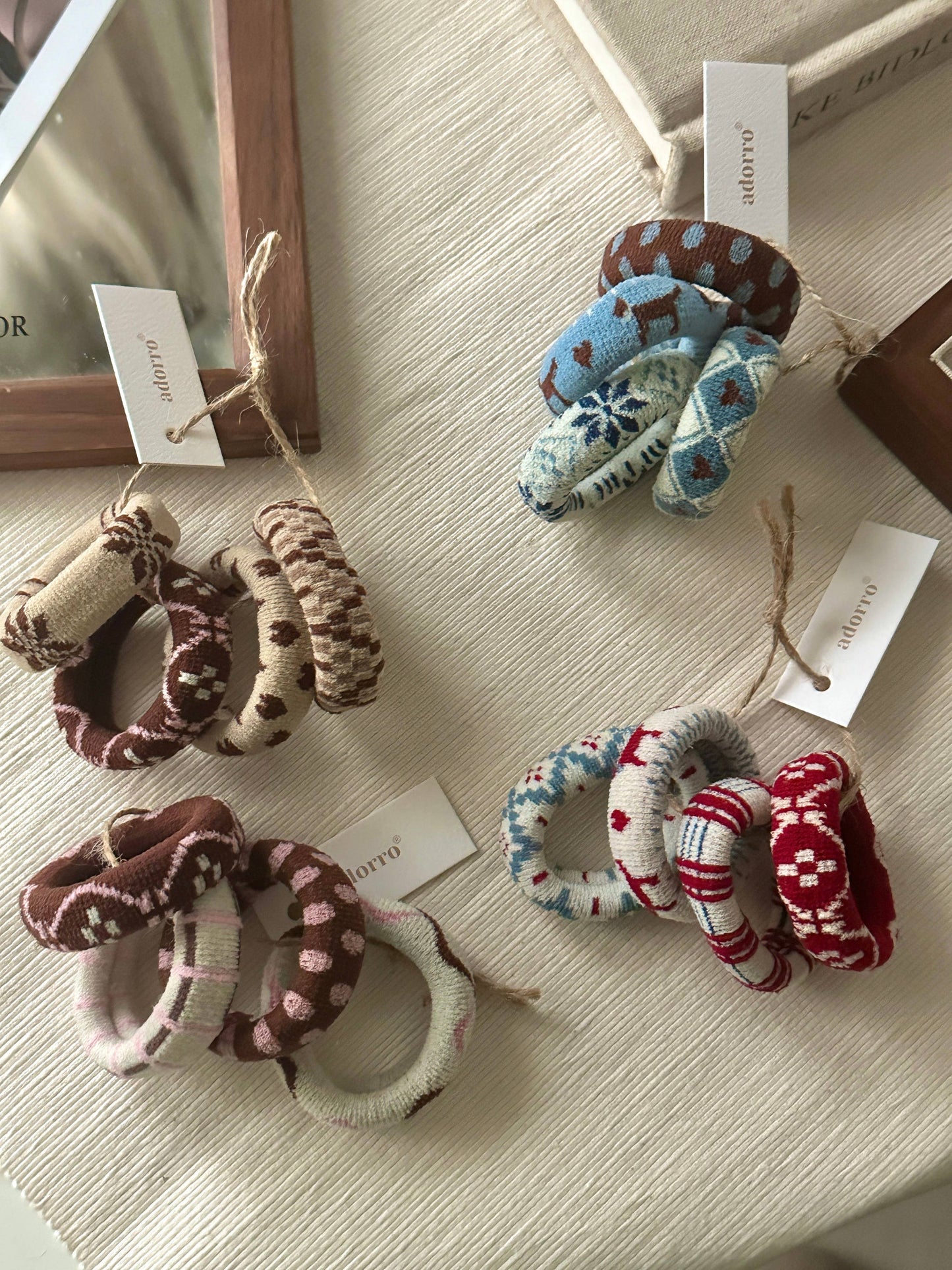 Winter Patterned Thick Seamless Hair Ties (Set of 4)