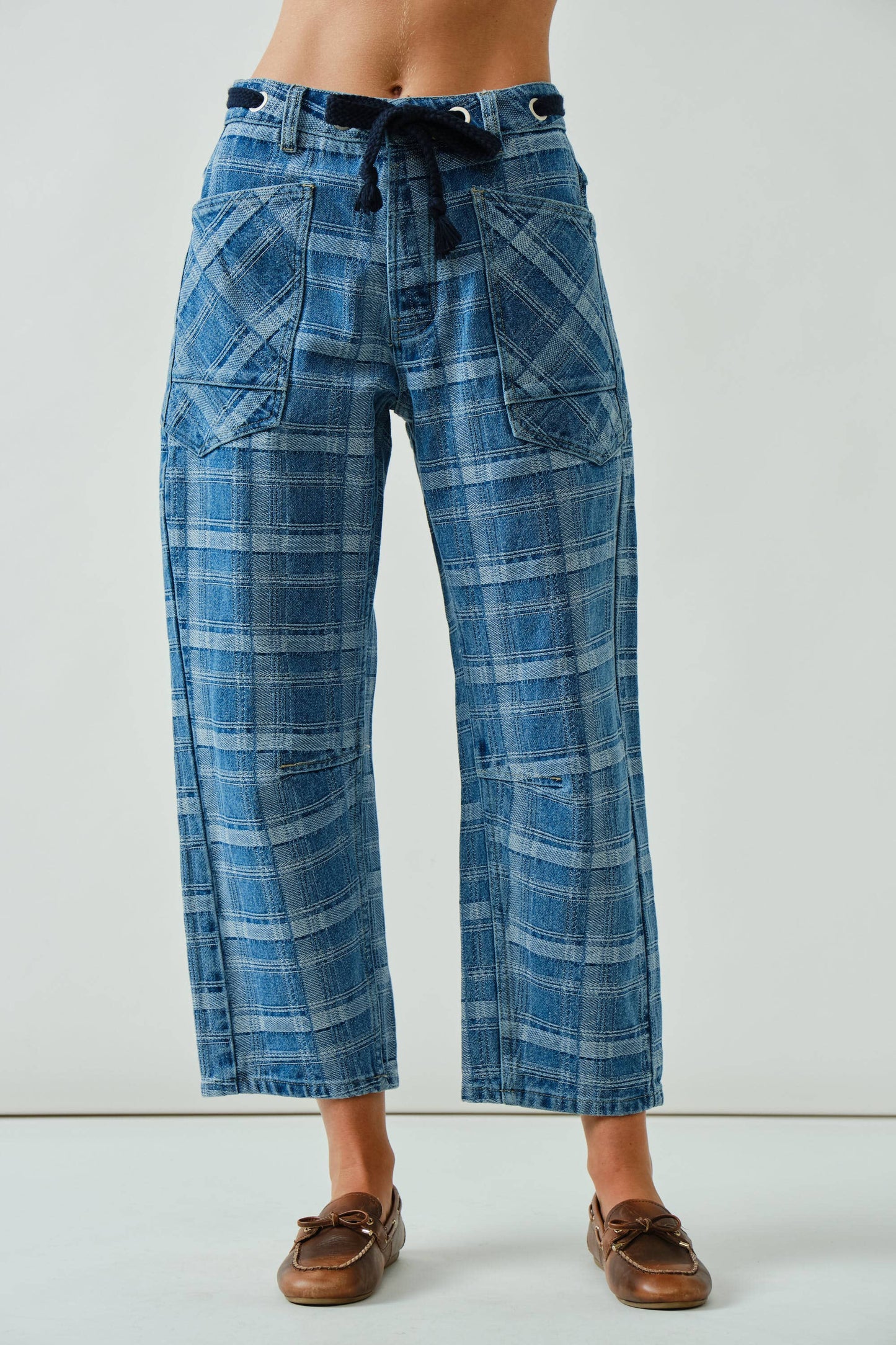 Plaid Semi Barrel Jeans with Drawstring Belt