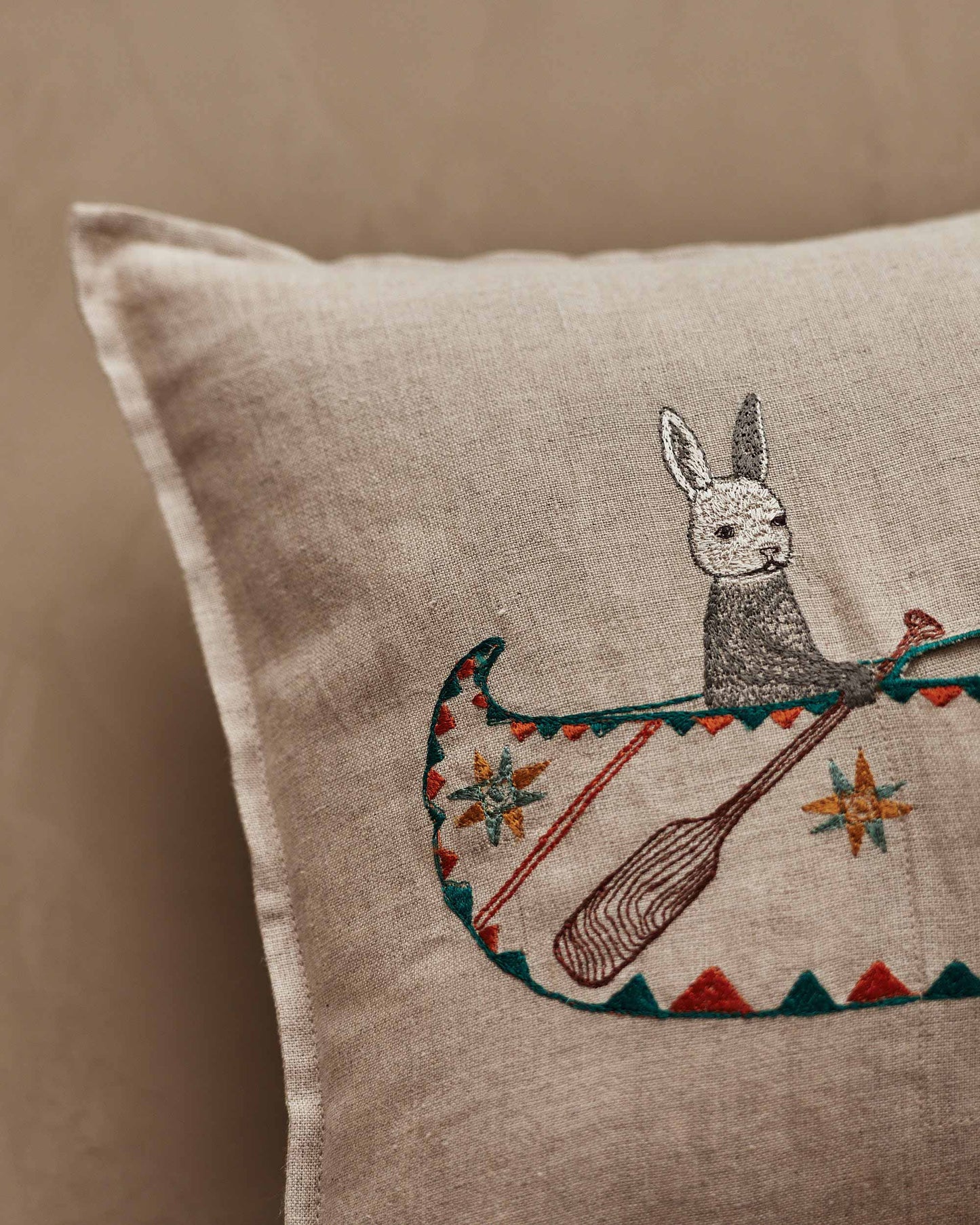 Friends Canoe Pocket Pillow with Down Insert