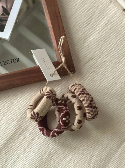 Winter Patterned Thick Seamless Hair Ties (Set of 4)